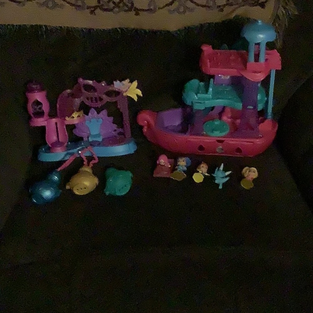 Teenie Genie Playsets